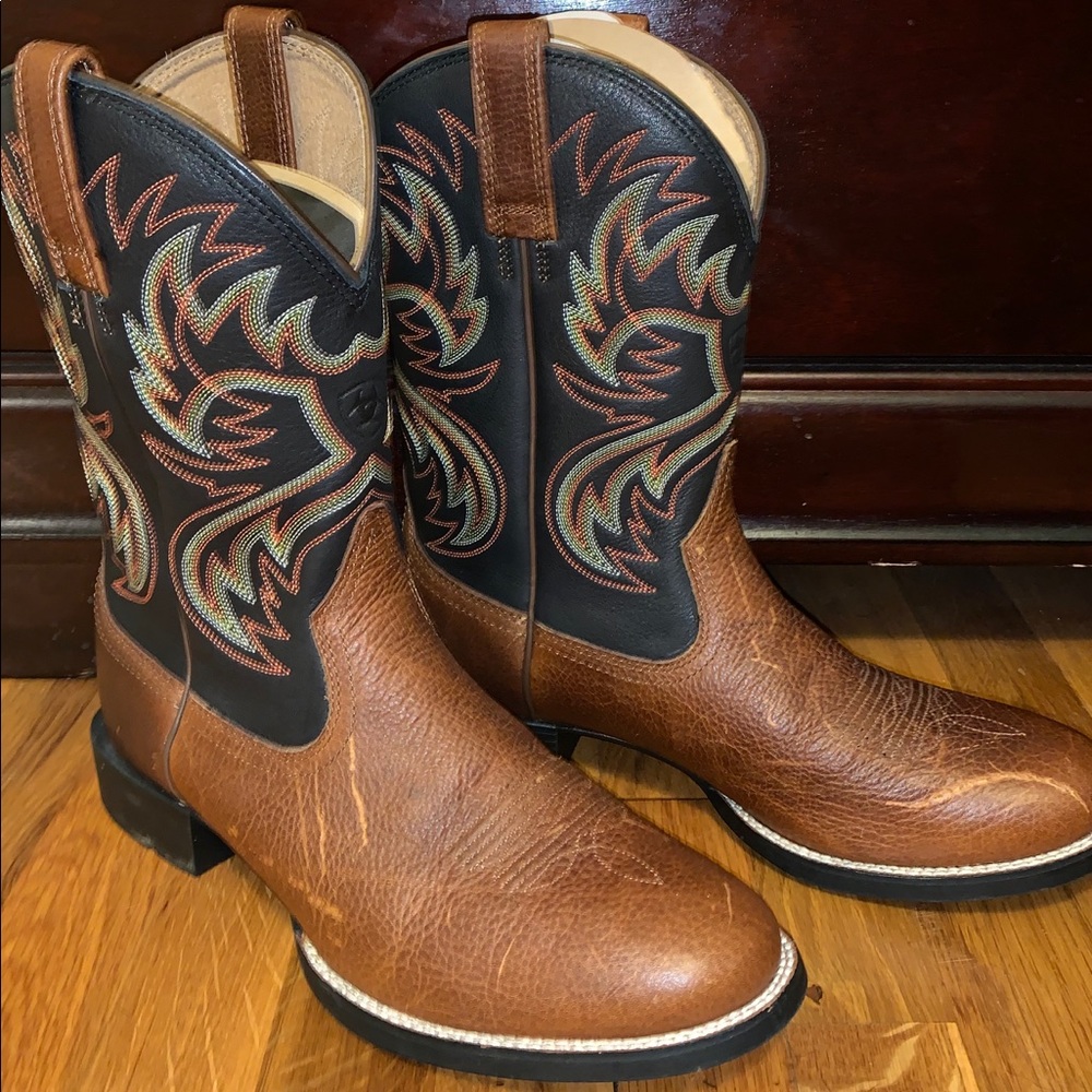 Men's Ariat Heritage Boots-Maple Leather